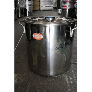 CN 不锈钢桶 高25cm，口直径25cm，带盖